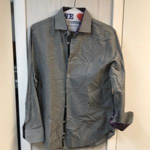 Mens medium black & gray shirt